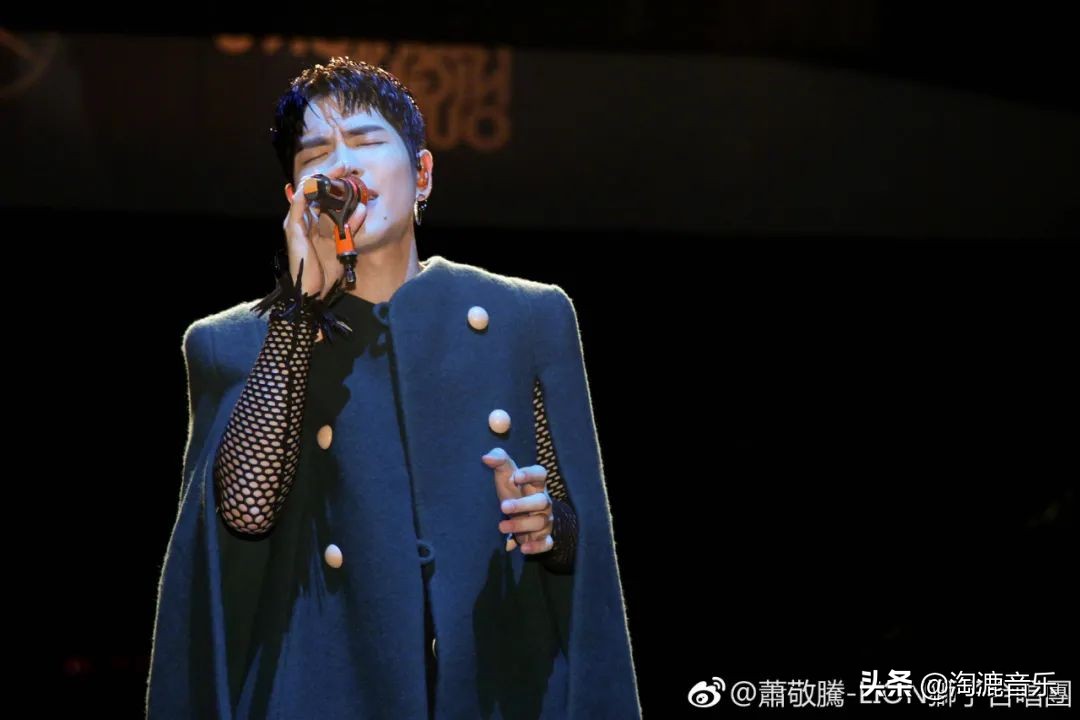 萧敬腾少年时淘气完整版,萧敬腾录节目时被分期送油纸伞