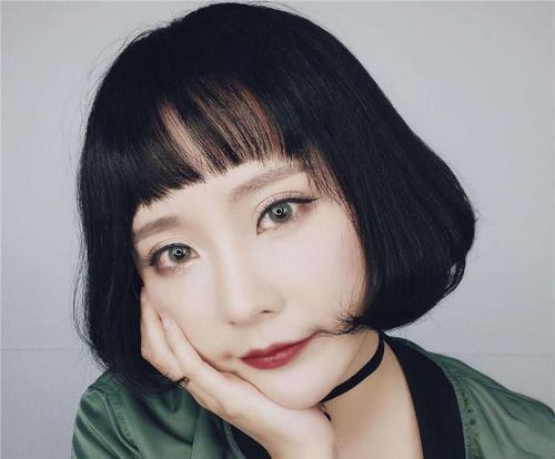 金晨发型偏分,发际线偏高怎么留短发