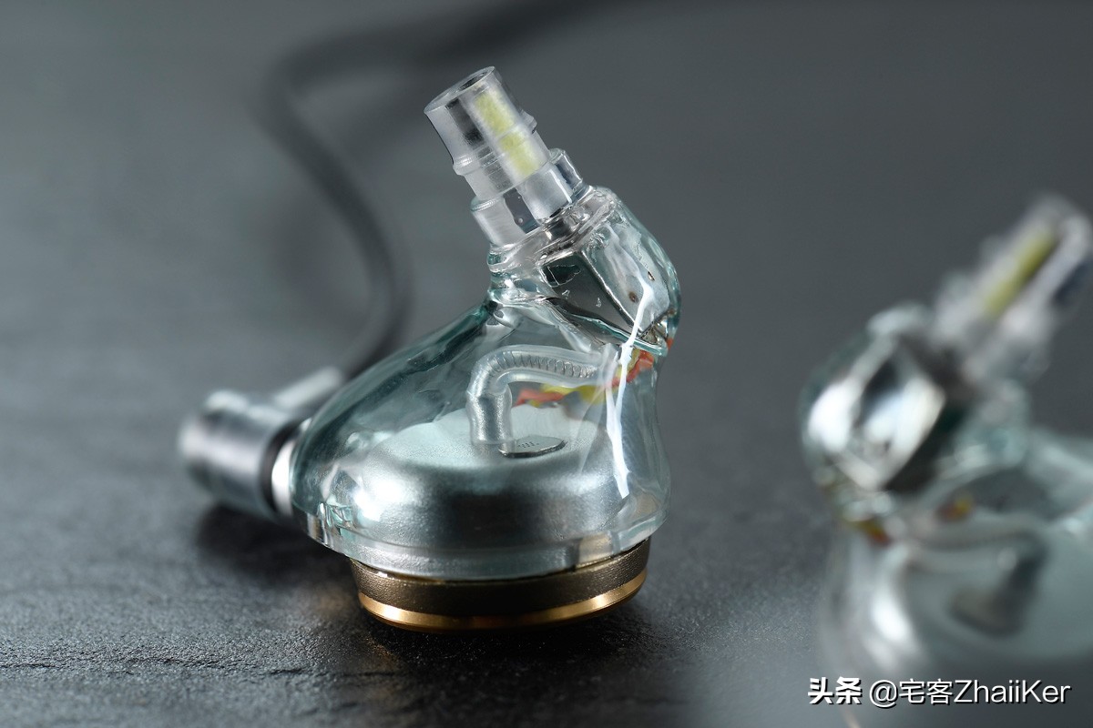 索尼黑砖配什么耳机最佳,索尼颈挂式耳机十佳评测