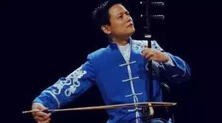 二胡自学入门图解简谱,二胡自学入门必看