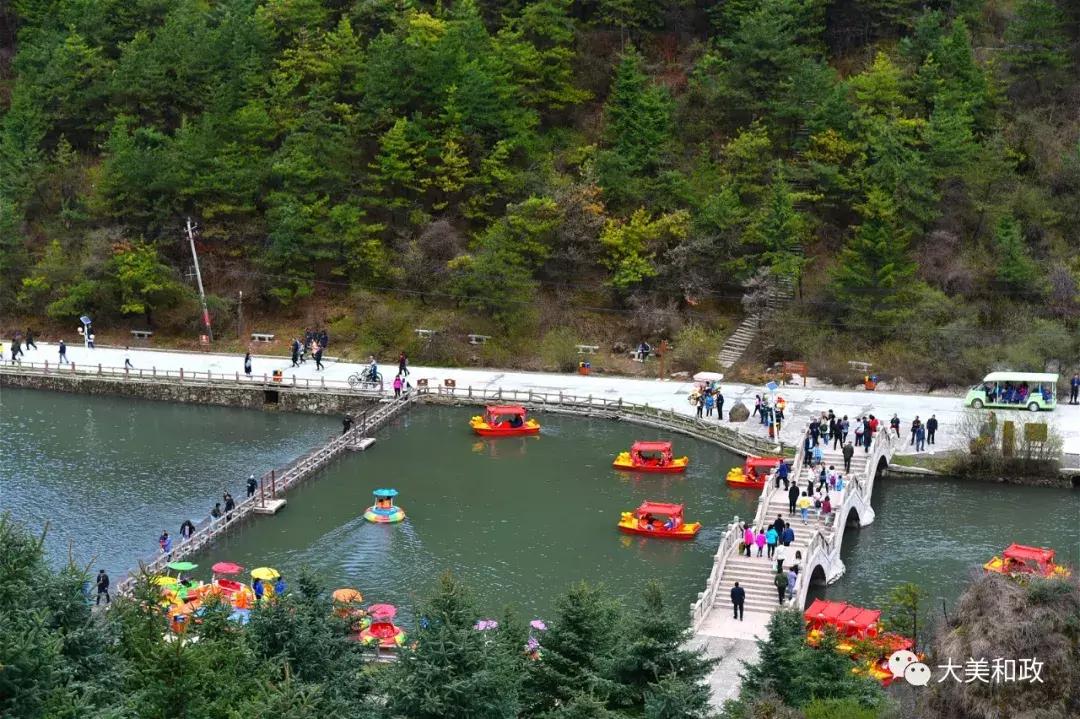 绿色和政春深夏浅风光好山美花浓待君来