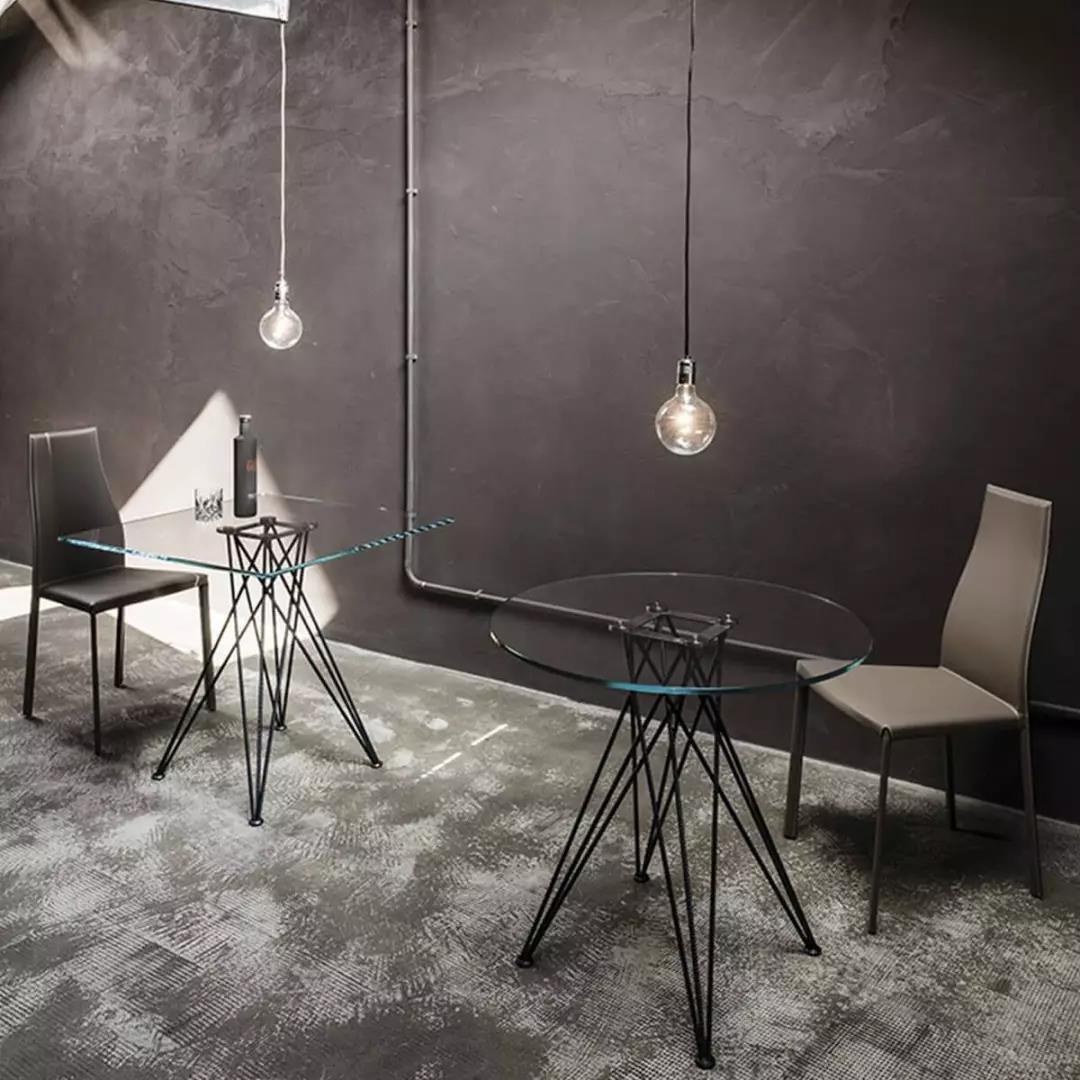 阿玛尼家具明星同款,阿玛尼标志家具