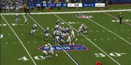 远渡重洋3000英里,英国小伙儿韦德执着追逐NFL橄榄球梦