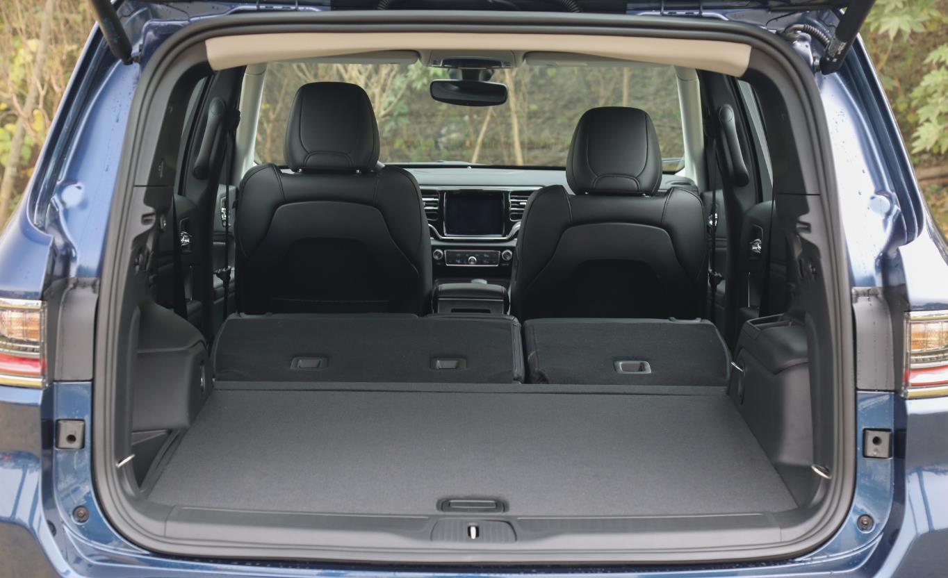 叫好不叫座车，起步2.0T+9AT，比汉兰达便宜的指挥官为何没人买？