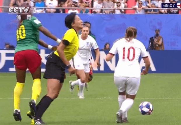 女足世界杯首发,女足世界杯var日本女裁判回放