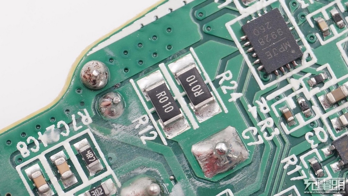 索尼充电宝拆解图,索尼第一代充电仓拆解