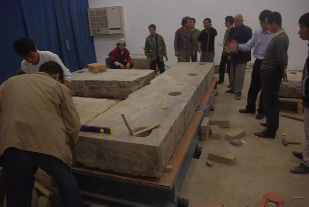 午夜时分，西安长安区一村子的古墓里突然发出一声巨响！而墓主人竟然是唐玄宗曾经最宠爱的女人，不是杨玉环