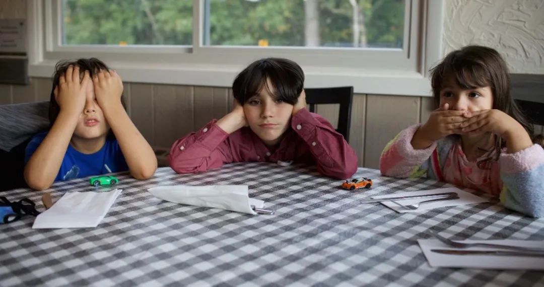 孩子磕掉牙索赔,孩子摔掉门牙索赔10万