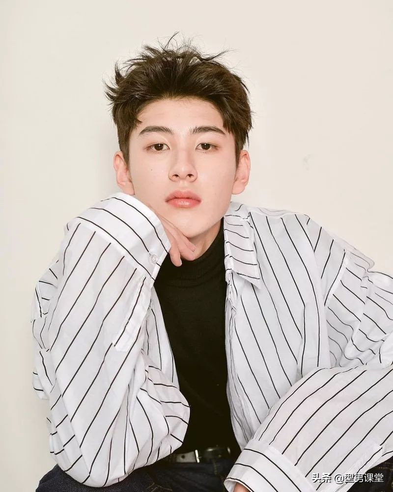 男生烫发三款建议,男生烫发的类型和效果