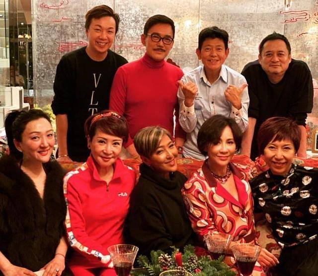 人脉：解密喝88万红酒的刘嘉玲贵妇朋友圈，杨颖同赵薇谁能接班