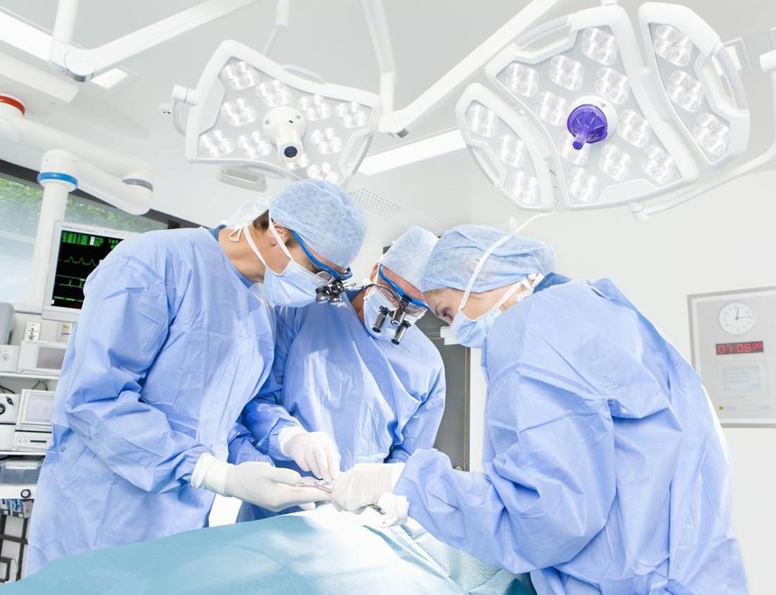 患肥厚型心肌病的患者，可以采取什么治疗方案？生活中注意什么？