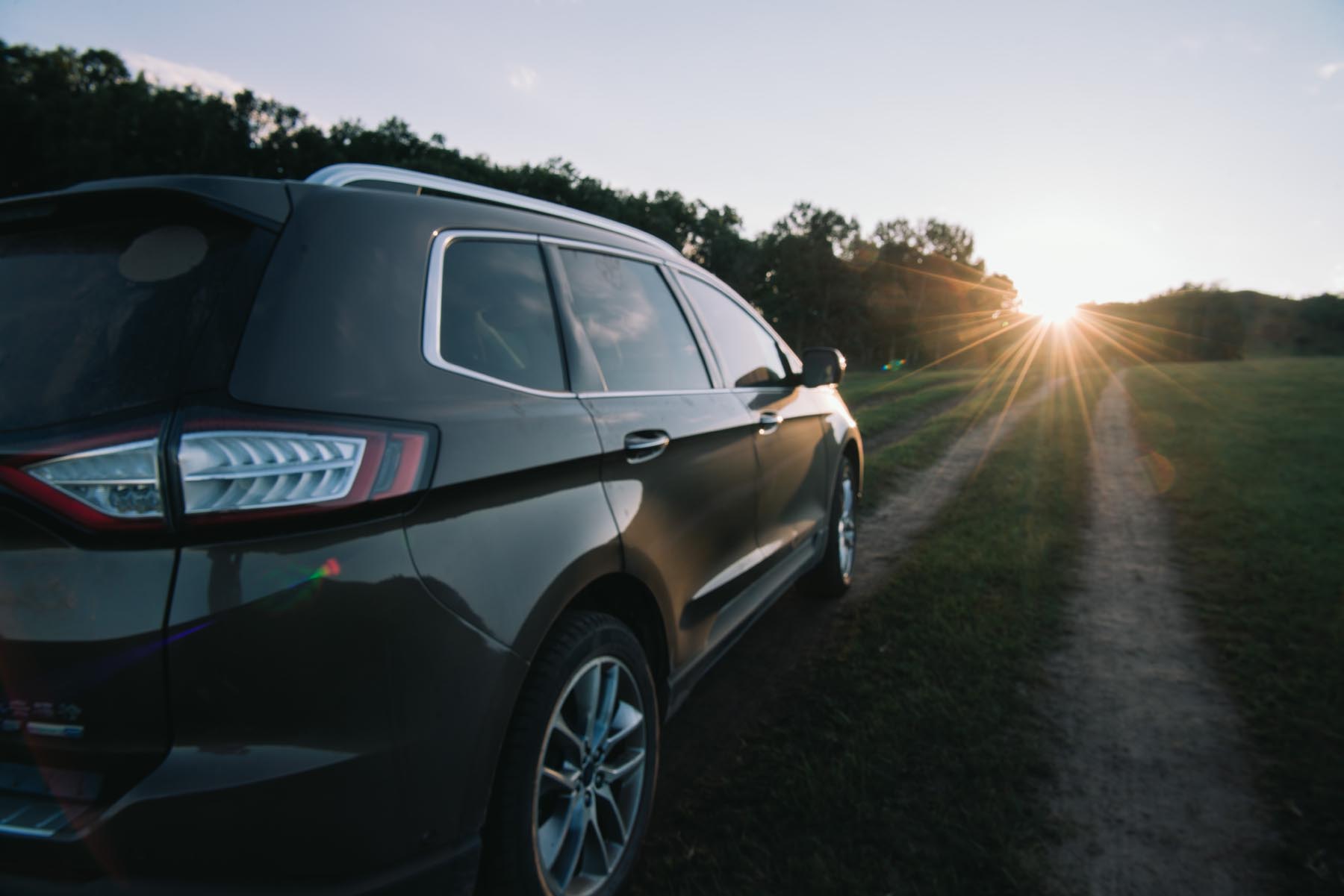 拥有这21件高颜值户外装备，让我们的草原野餐会像家里般优雅