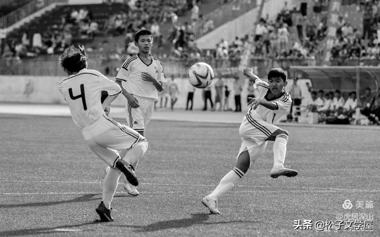 八一足球队1984,1998八一足球队