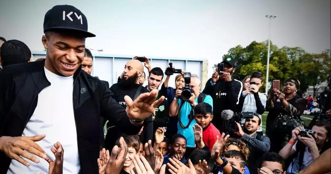 足球史上降级最大的球队,足坛十大惨败