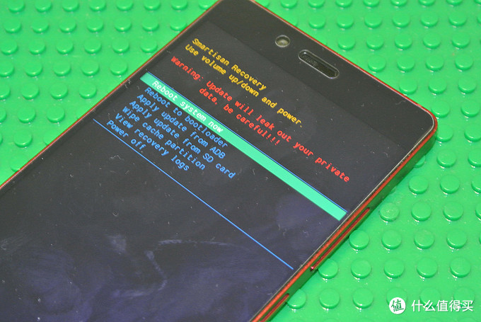 坚果PRO开机卡LOGO,售后开价900元?一分钱不花,盘它