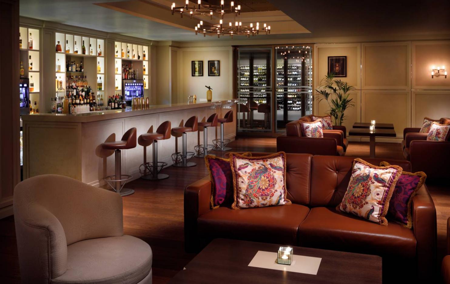 迪拜范思哲酒店帝国套房,迪拜范思哲宫殿酒店图片