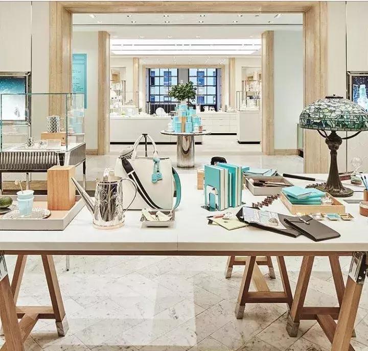 到这个大街小巷都能拍出ins风网红照的地方，过不一样的异域春节