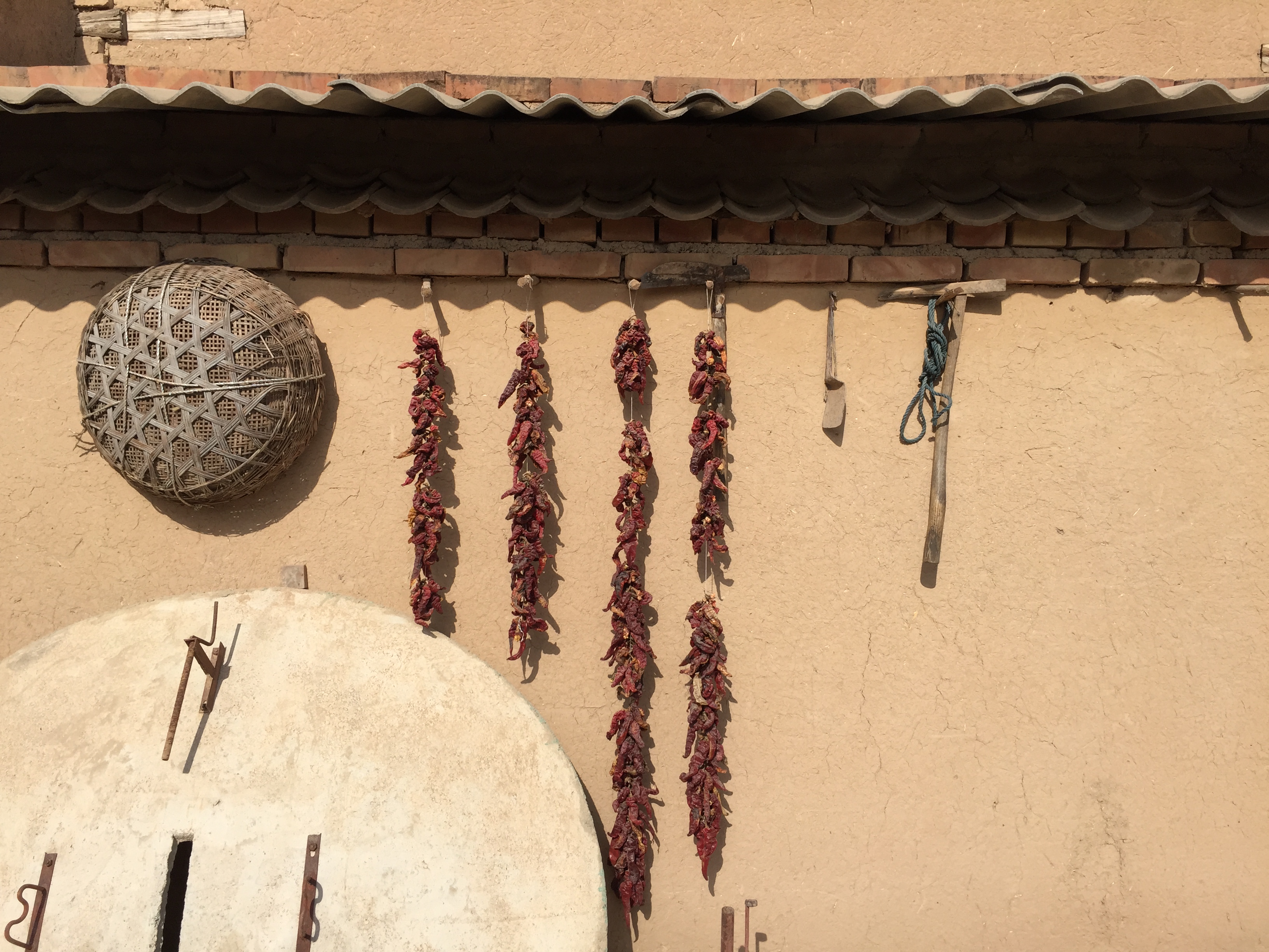 窑洞记忆满满的回忆,记忆中的窑洞