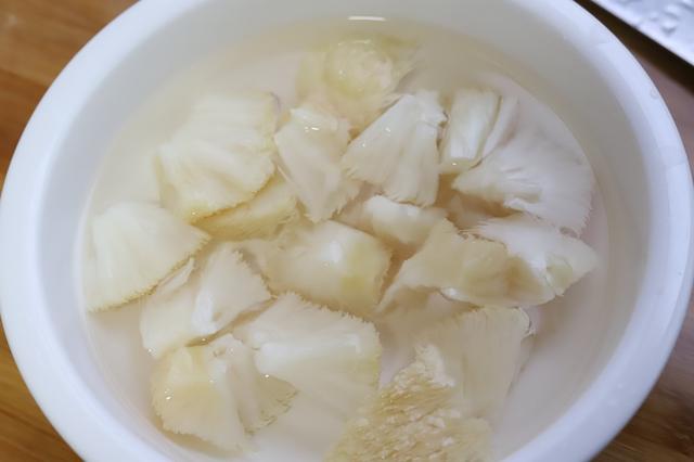 猴头菇鸡汤什么味道,猴头菇鲜鸡汤