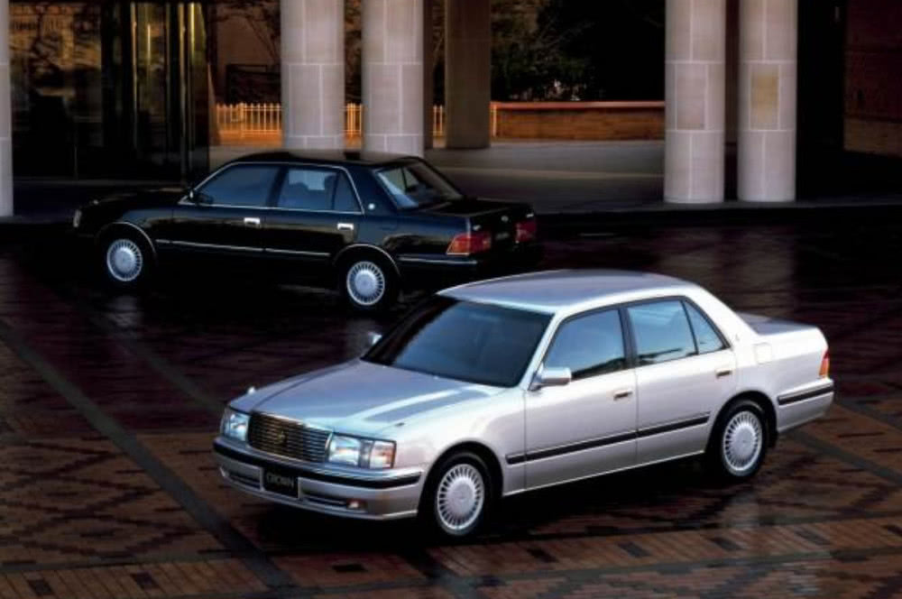 第十代丰田皇冠155哪年发布,2000年皇冠155千禧版当年价格