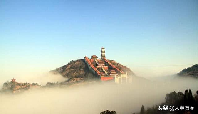 黄石亚洲第一天坑,黄石有哪些风景好的山