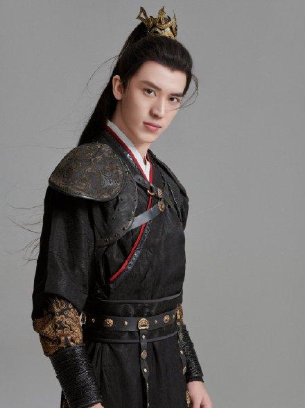 肖战白敬亭身高,肖战和白敬亭身高