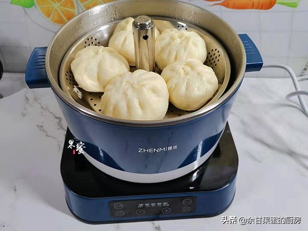 学生早餐，我把包子这样做，热乎乎的，味美营养，不用去店里排队
