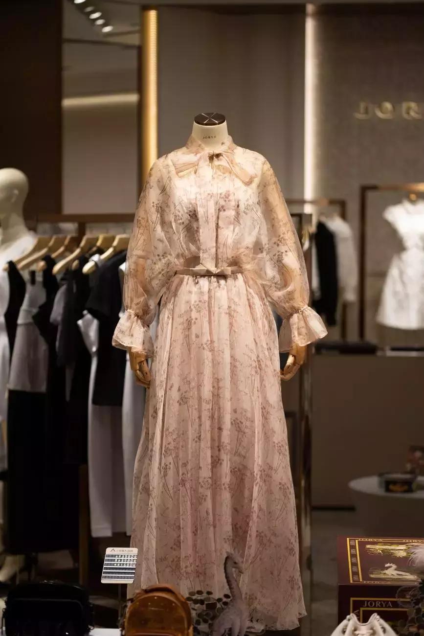 盛夏好物囤囤囤！成都这家高端百货，低至50%OFF！还有好礼相送