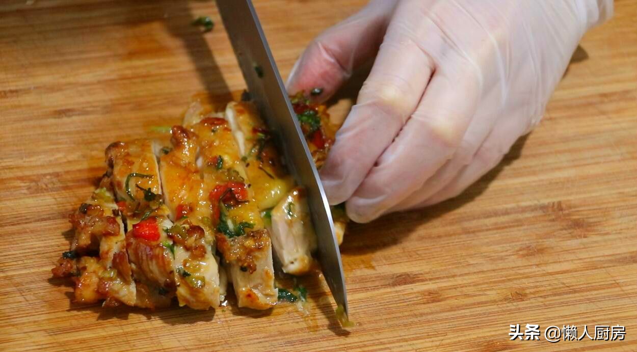 怎么做黄焖鸡腿好吃窍门,不加一滴水做鸡