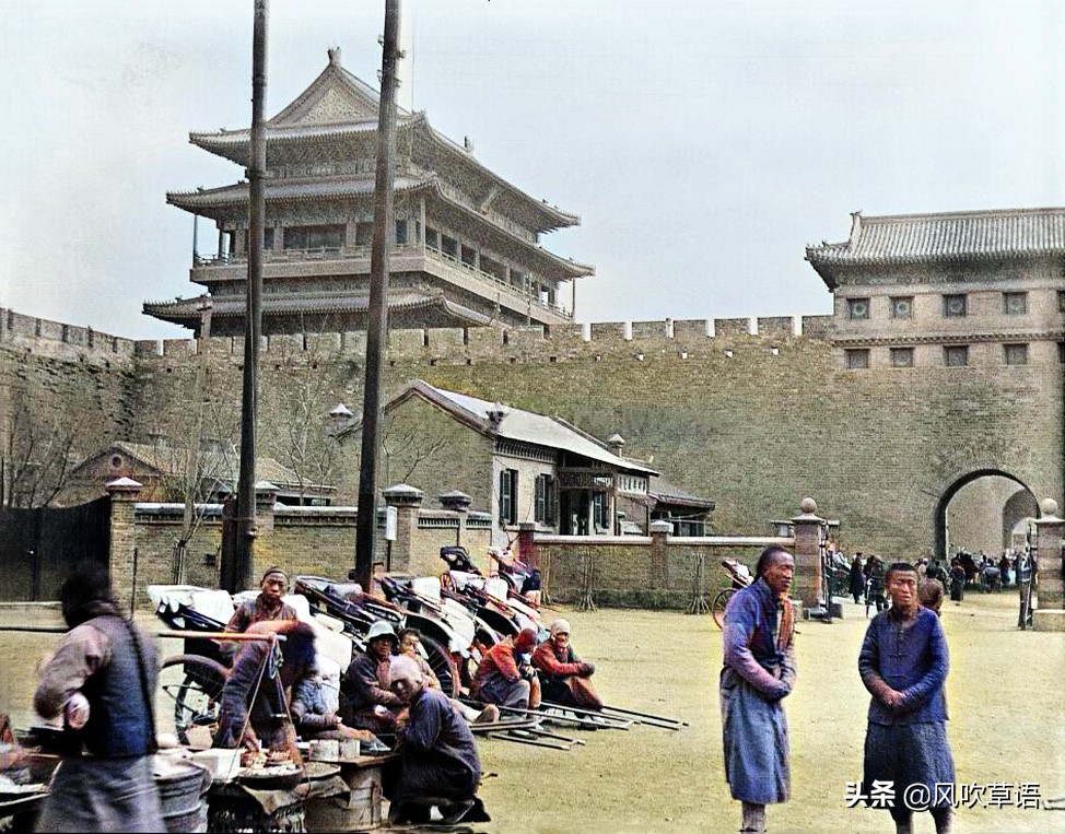 100多年前老北京人们日常生活情景,100多年前的北京