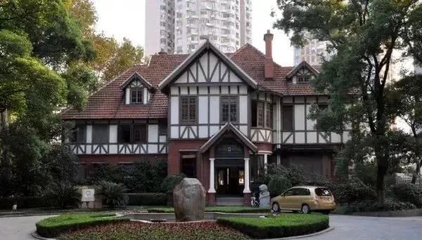 上海地铁沿线景点全部免费,上海地铁11号线上海赛车场