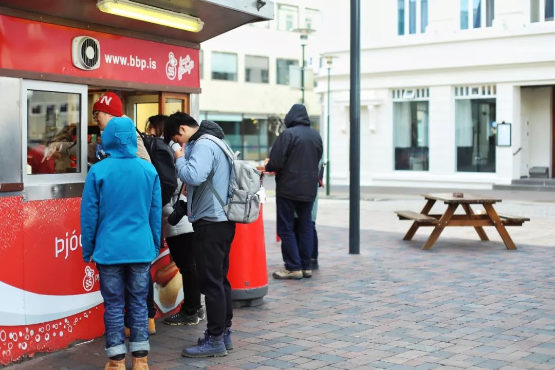 冰岛首都雷克雅地心游记,全世界最北的城市极夜
