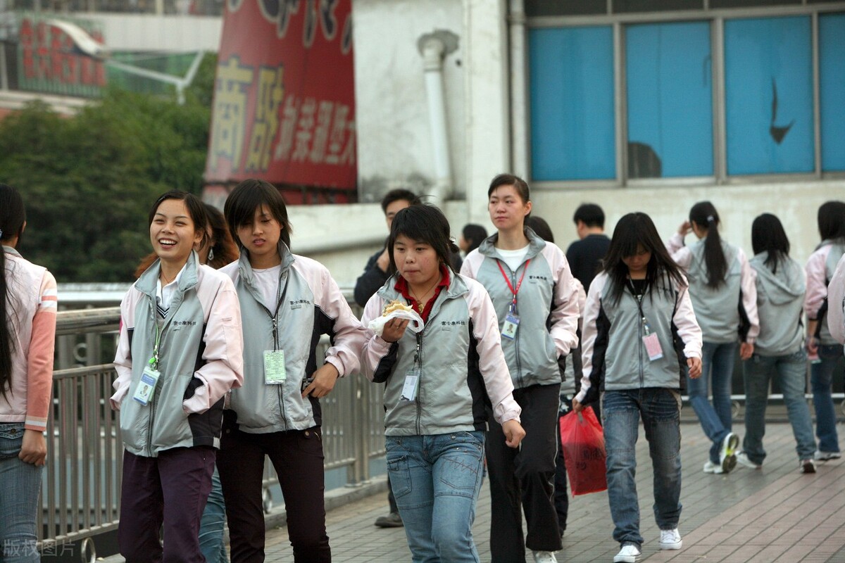 富士康烧烤,富士康烧烤店生意好吗