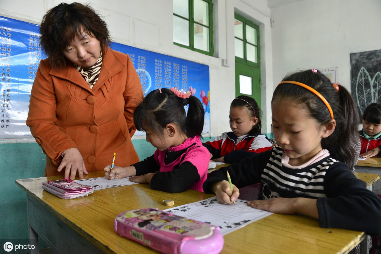 1-6年级根据偏旁写汉字,小学1-6年级汉字训练大全