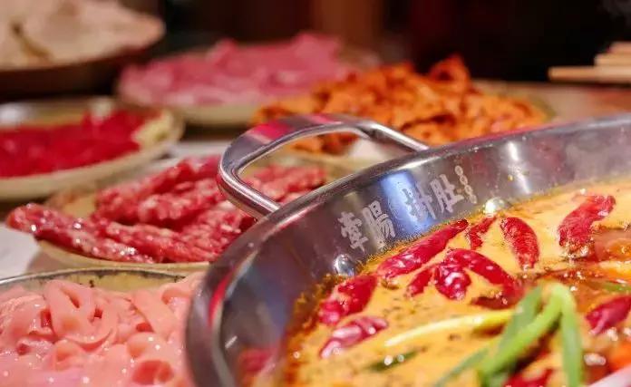 成都女神节聚餐捡相因一览|女生同行用餐5折，还有大牌让你拿！