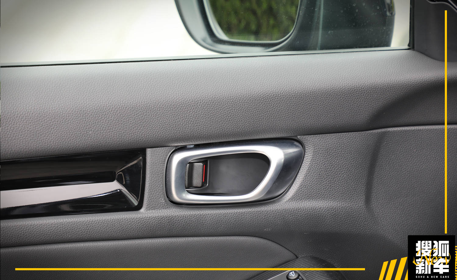 思域2022款240turbocvt燃擎版启动,本田思域新款的驾驶感