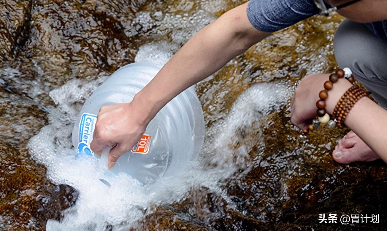 自驾游带多少东西最好玩,自驾带的东西