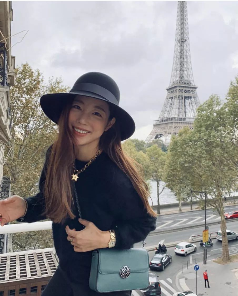 欧美时尚博主穿搭示范冬,韩系慵懒风冬季穿搭博主