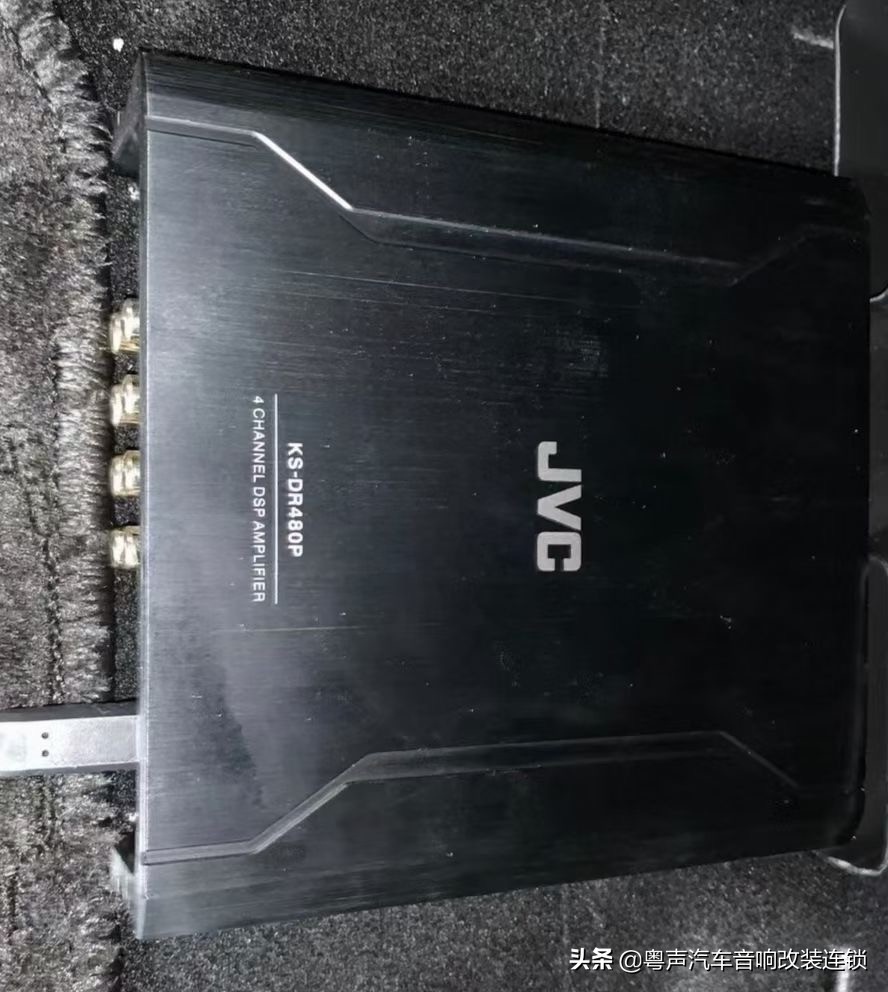 经典凯美瑞简单改装,生活需要美妙的音乐