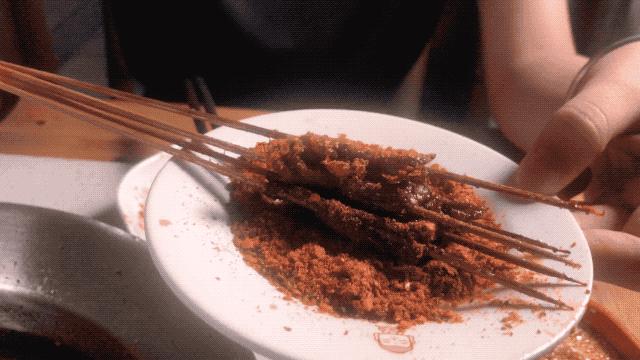 牛华麻辣烫视频,乐山喜绿缘牛华麻辣烫