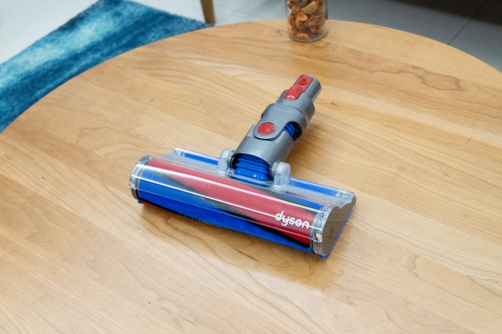 戴森v11吸尘器能吸多大颗粒,原装戴森v11吸尘器吸头介绍