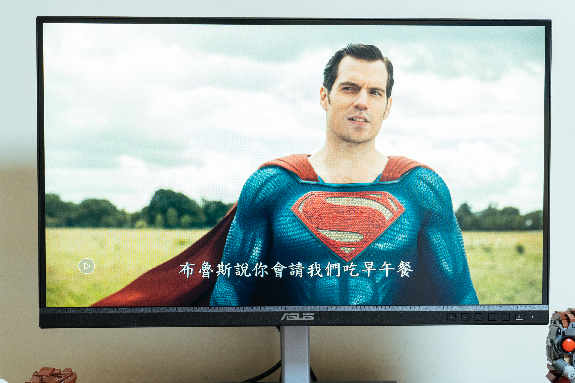 华硕创艺国度显示器买27还是32,华硕proartpa279cv显示器缺点