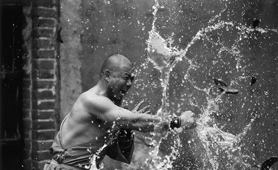 少林寺武僧进入部队练武,电影少林寺众武僧练武场面