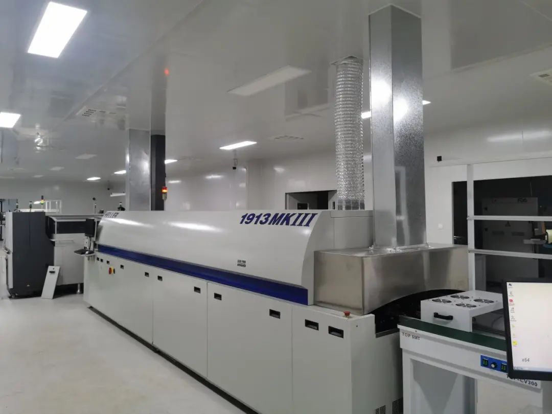 乐山市第一片服务器主板于宝德自强贴片厂试产成功