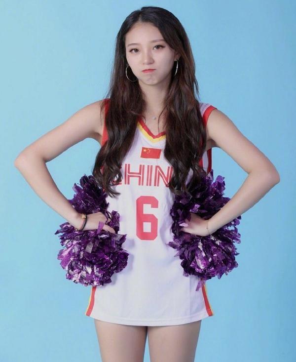 中国cba男篮第一人易建联,cba最美拉拉队员