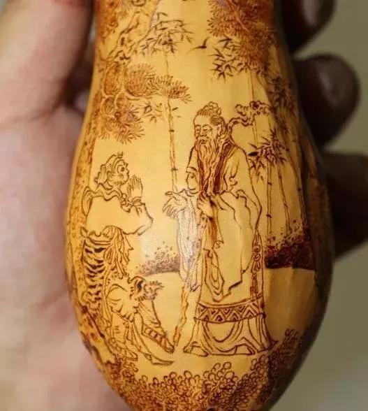 葫芦刻画好还是烙画好,葫芦是墨刻好还是烙画好