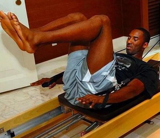 孙俪和谭维维疯狂追捧普拉提，它的好处有很多，瘦身就是其中一个