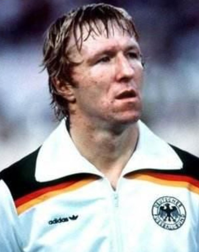 世界上第一架俯冲轰炸机,高空轰炸机最强战绩