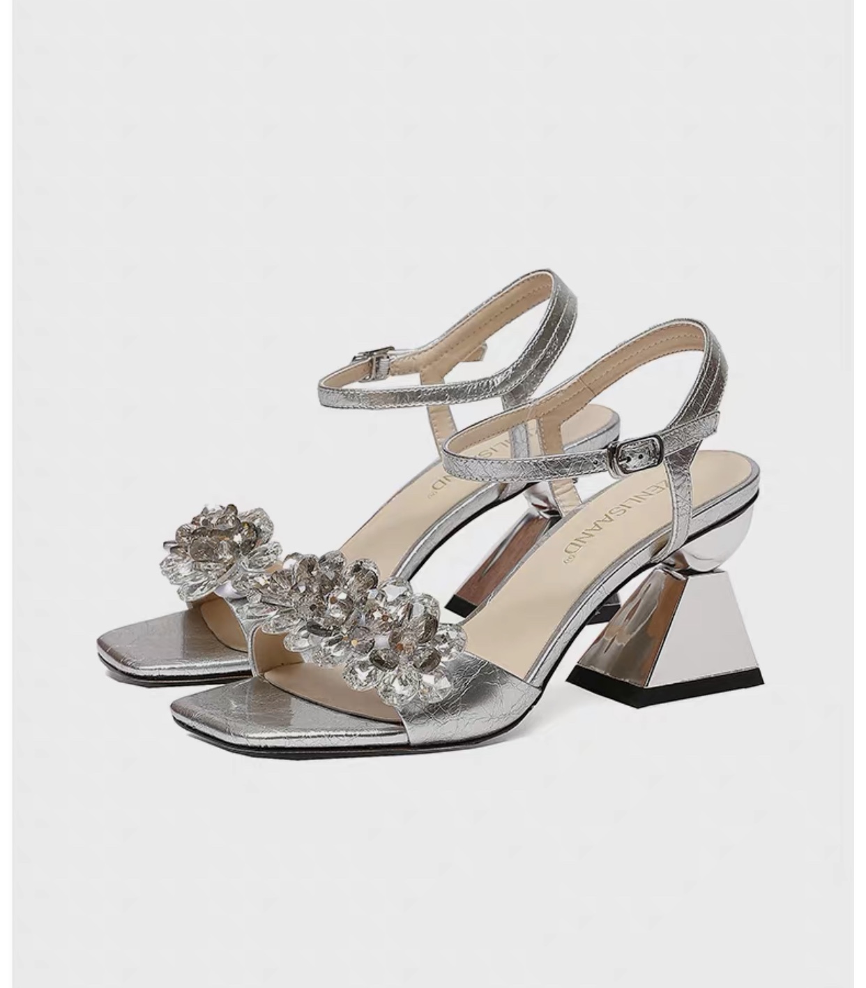 闪亮亮高跟鞋凉鞋,夏季新款尖头中跟气质水钻凉鞋