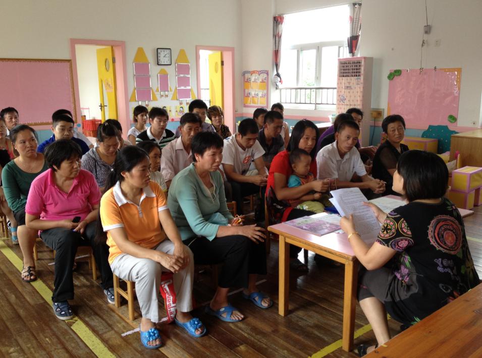 “最倔强宝爸”走红，频繁改动班级群名，老师气得无语：移出群